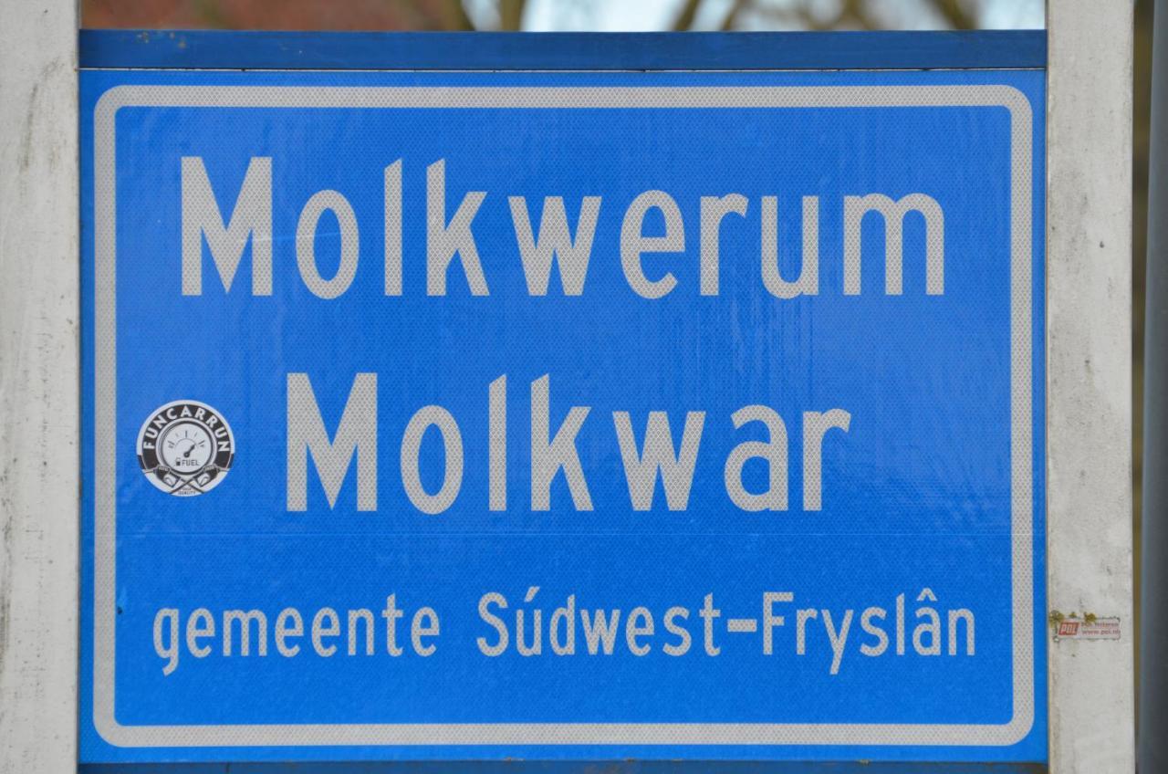 Bed and Breakfast 'It Mearke Molkwerum Экстерьер фото